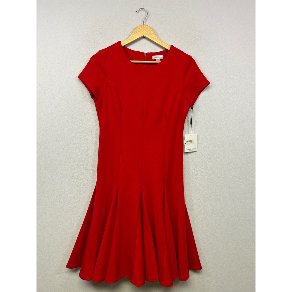 Classic Professional Calvin Klein NWT Womens 6 Red Fit and Flare Dress CD5P1180